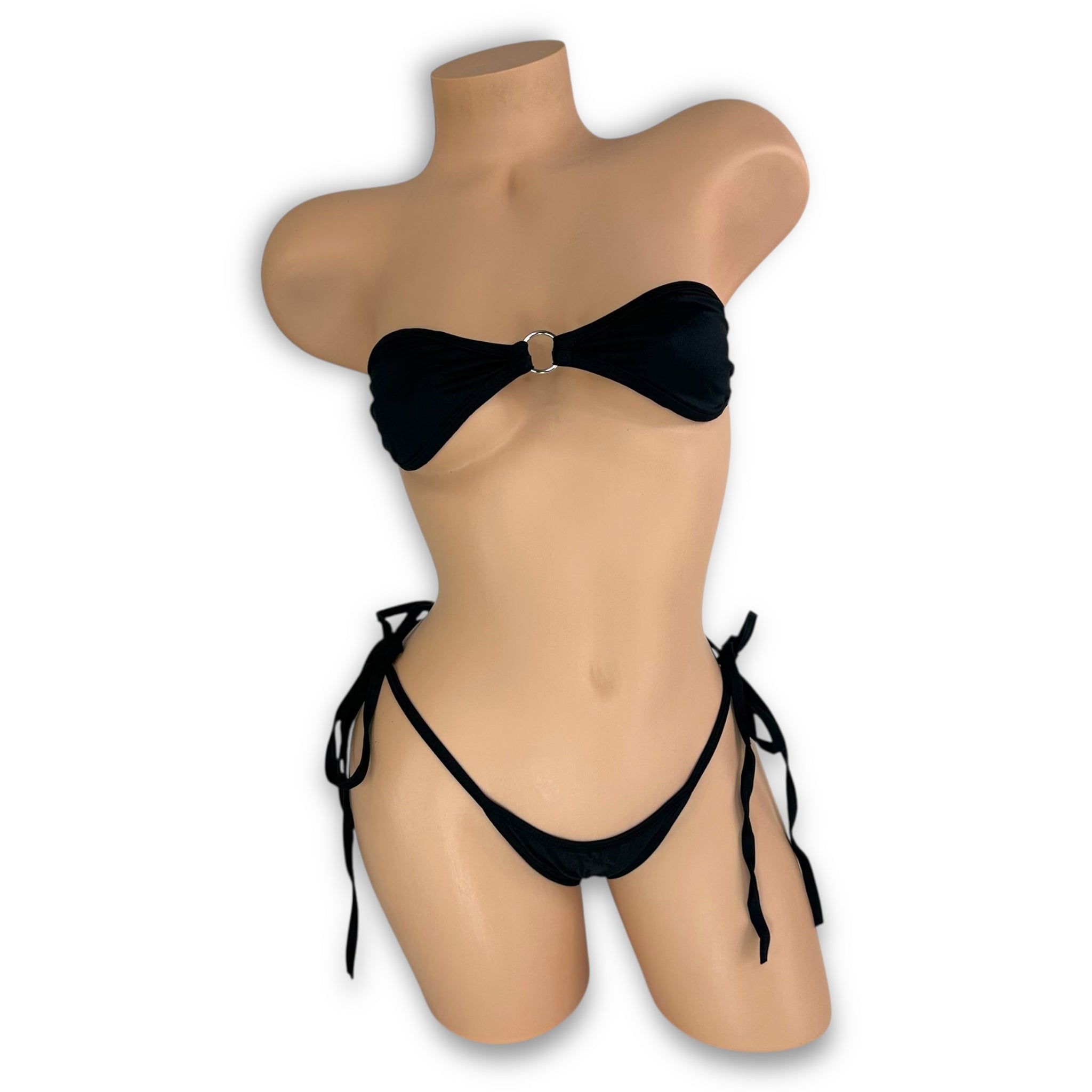Katarina black bandeau bikini o-ring center detail, close-up — Golddiggers Boutique exotic dancewear