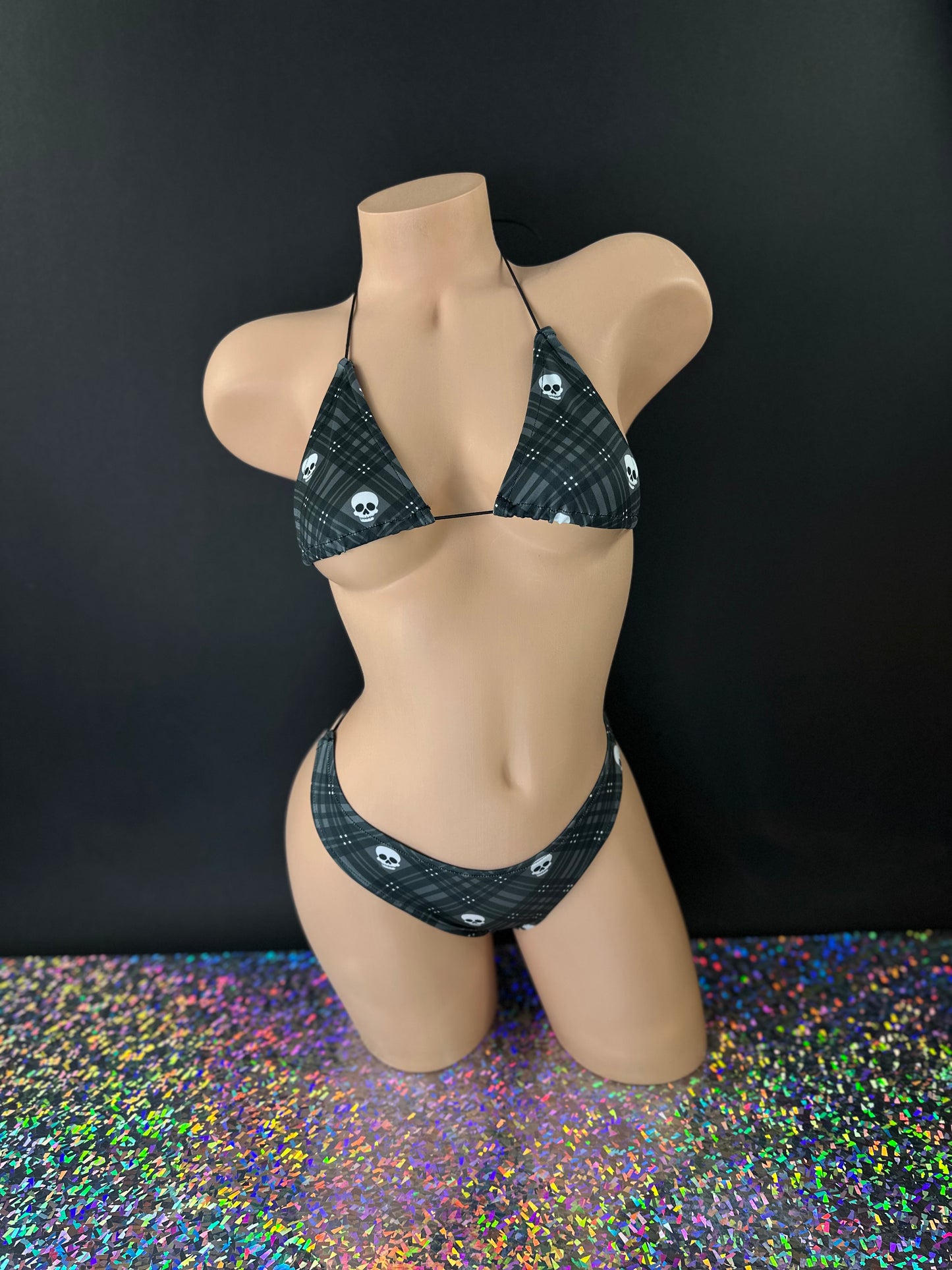 Piper skull print tartan bikini set front close-up on mannequin — Golddiggers Boutique