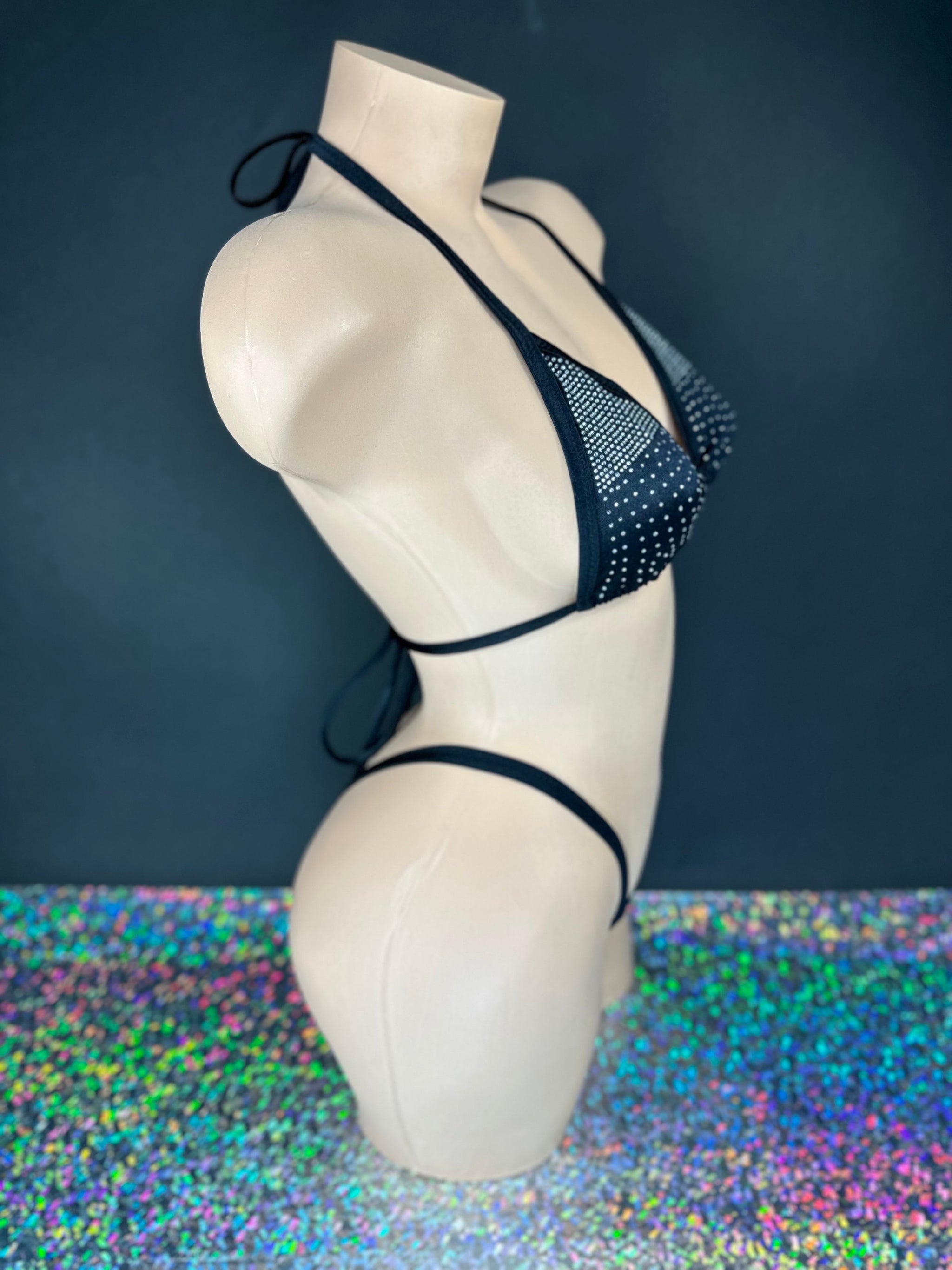 Black Rainfall Nicole 'Kini