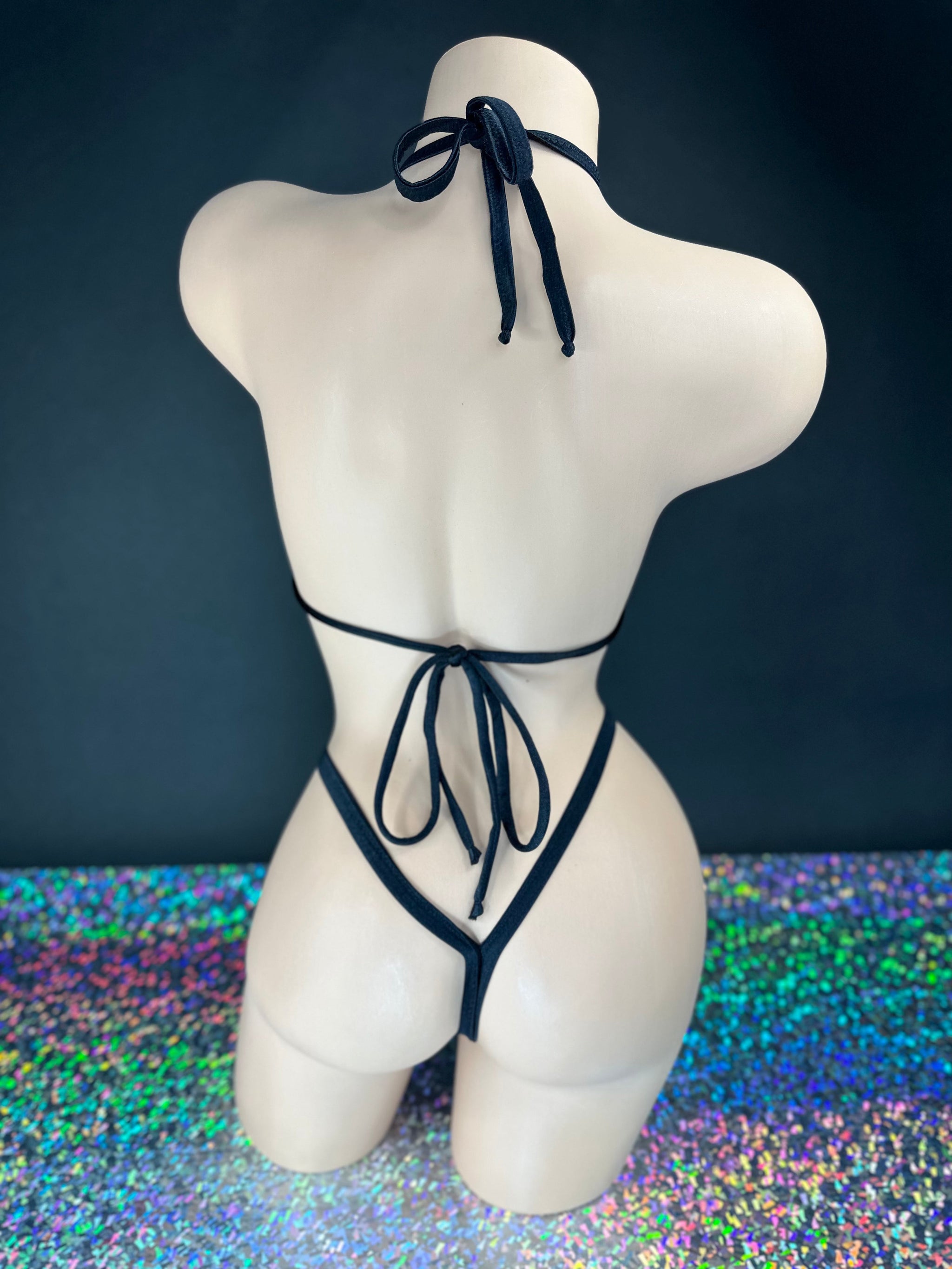 Black Rainfall Nicole 'Kini