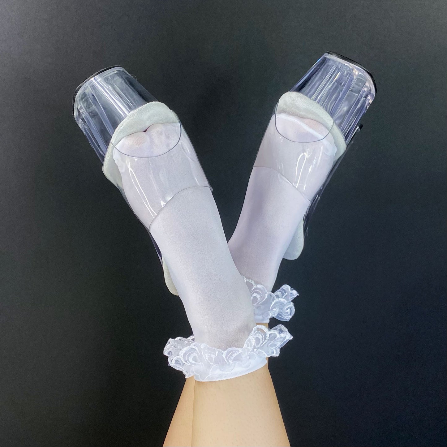 Frilly Ruffled Sweetheart Ankle Socks