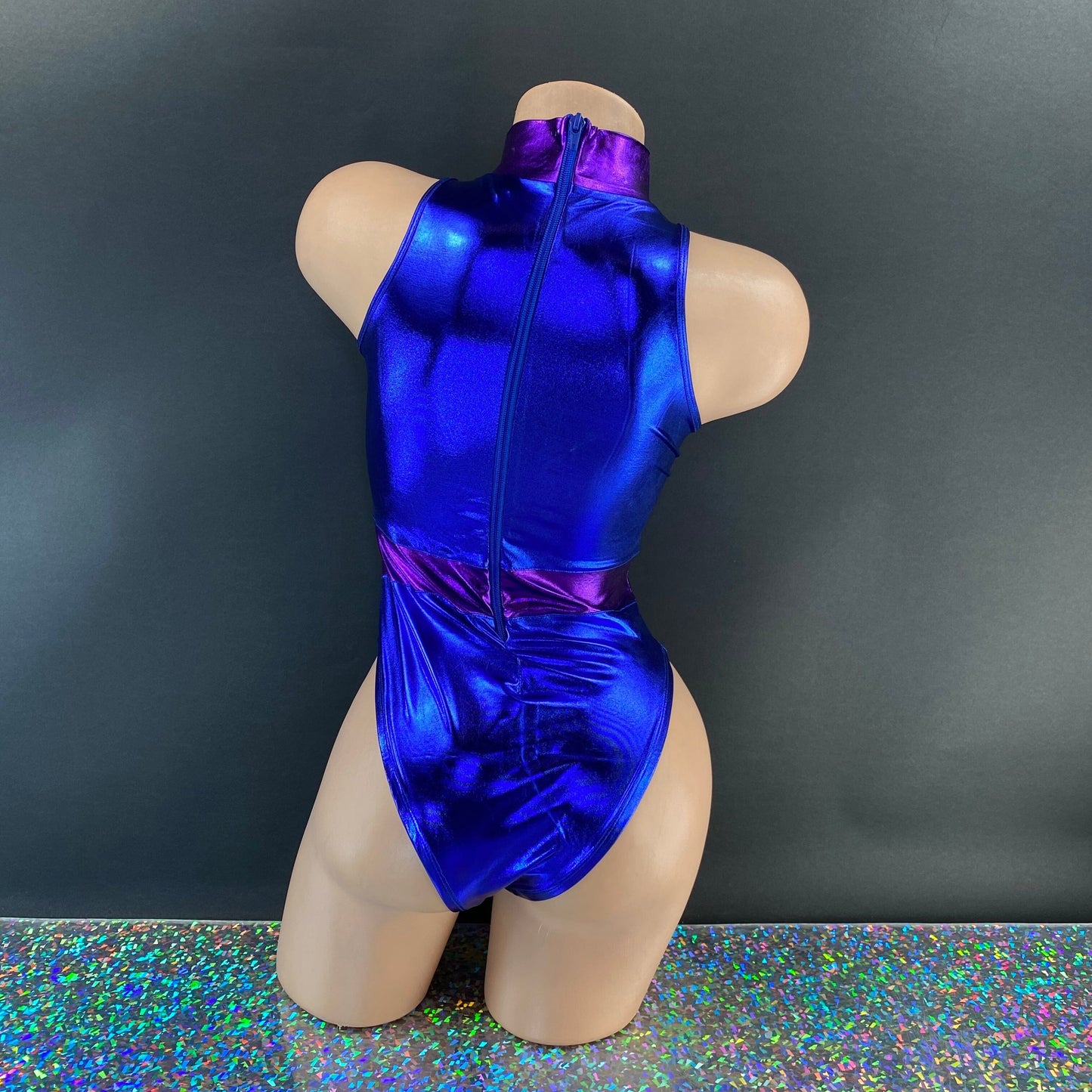 Complete alien costume set with stockings, gloves and antennas, flat lay — Golddiggers Boutique exotic dancewear